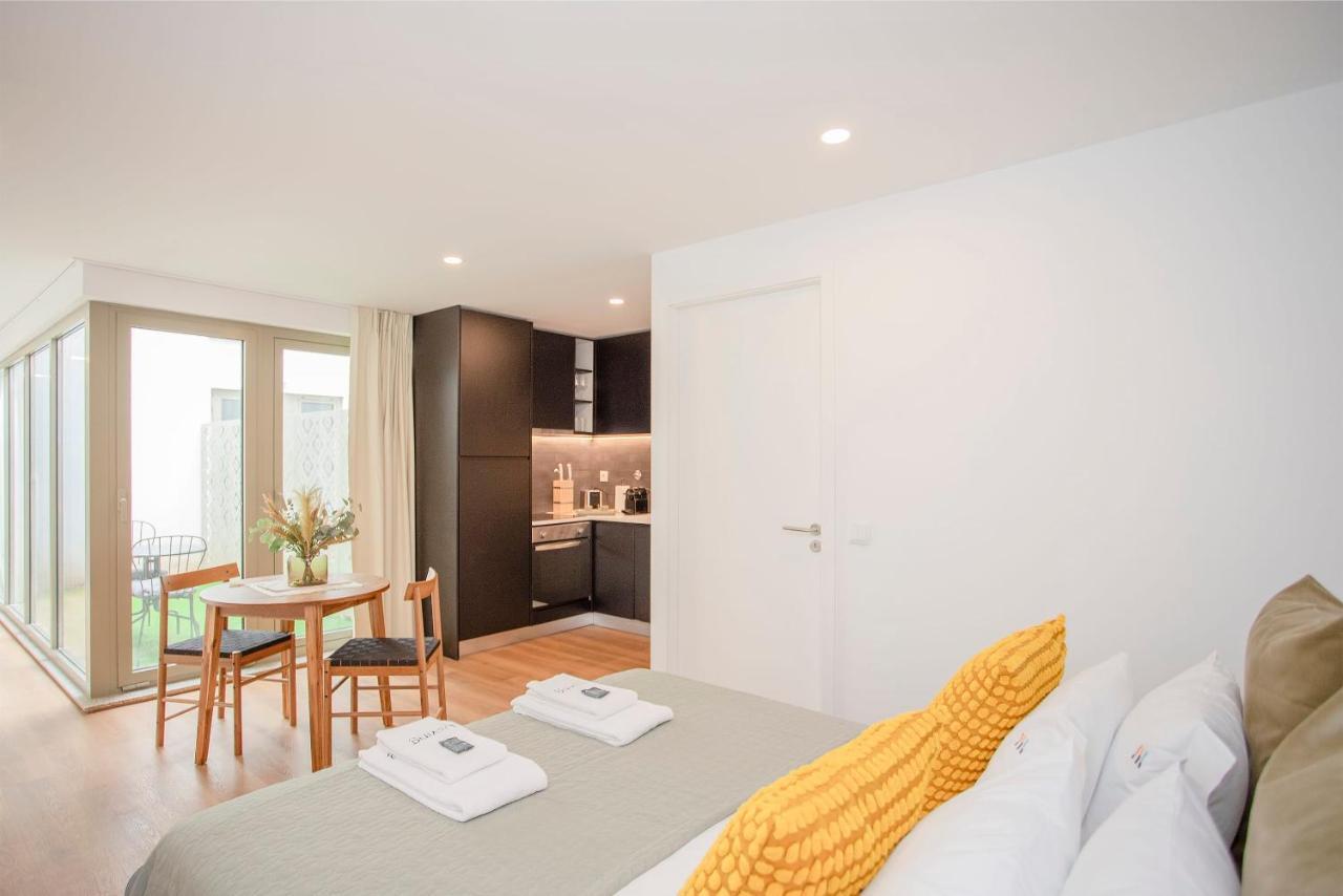 Liiiving In Porto - Downtown Essence Apartments Esterno foto